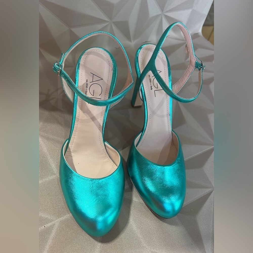 AGL MADE IN ITALY Shimmering Turquoise Heels SIZE EU40